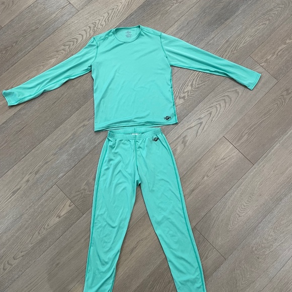 Other - Girls Hot Chilly’s Skiing Base Layer